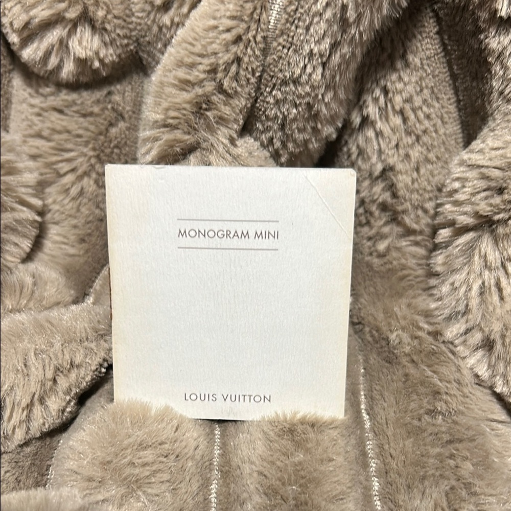 Louis Vuitton Green Satchel with Quilted Design/with Wallet - Picture 11 of 16